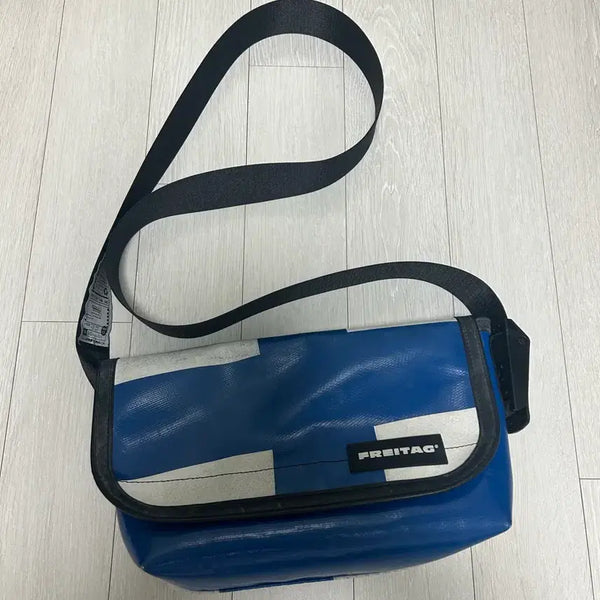 [BUNJANG] Freitag Hawaii Five-O Crossbody Bag / 프라이탁 하와이 파이브오 크로스백