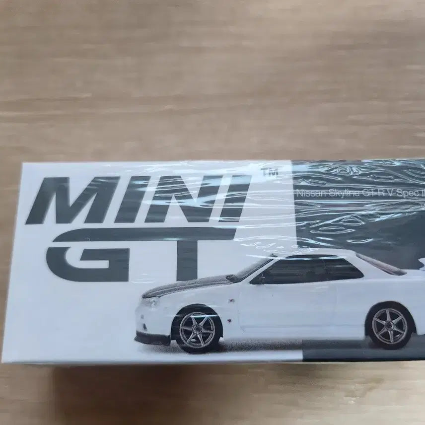 [BUNJANG] Mini GT Nissan Skyline GT-R Special N1 White Unsealed Model Car / 미니지티 닛산 스카이라인 GT-R 스페셜 N1 화이트 미개봉