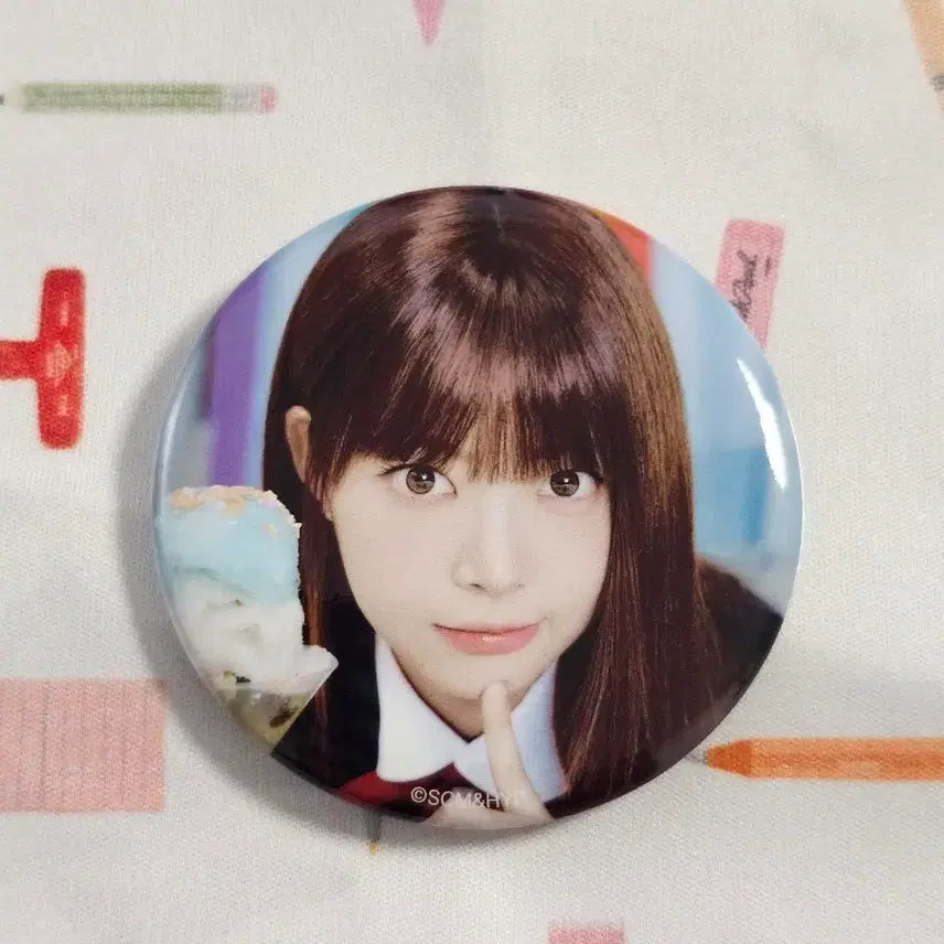 [BUNJANG] LE SSERAFIM School Days Hong Eunchae Can Badge / 르세라핌 일본 MD School days 홍은채 은채 캔뱃지