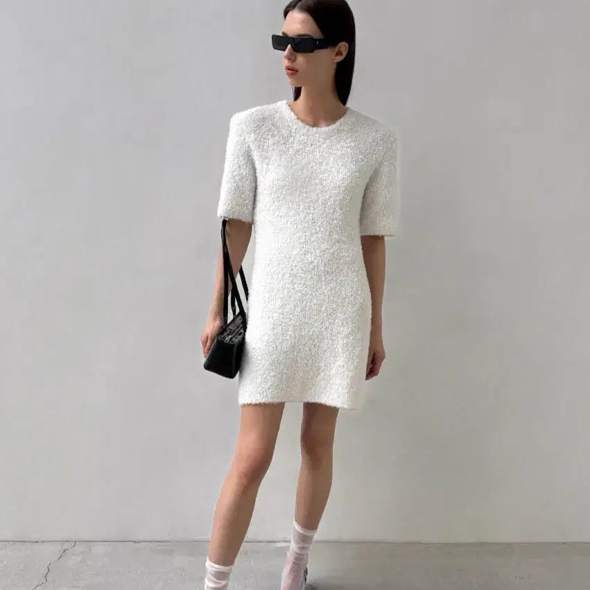 [BUNJANG] Dragon Blues Silhouette Knit Dress Ivory / 드래곤블루스 실루엣 니트 원피스 아이보리
