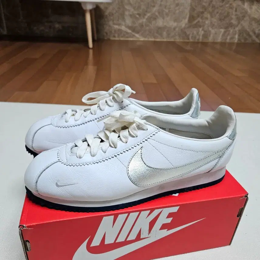 [BUNJANG] Nike Cortez ID White/Silver/Navy 275cm / 나이키 id 코르테즈 흰은남 275사이즈