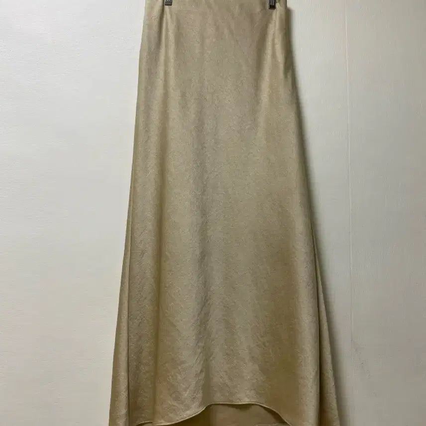 [BUNJANG] TIME S23 Satin Long Skirt Size 61 / 타임 s23 샤틴 롱 스커트 61