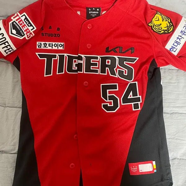 [BUNJANG] Kia Tigers 2023 Alternate Jersey Yang Hyeon-jong / 기아타이거즈 23 얼트 유니폼 양현종 마킹 (85사이즈)