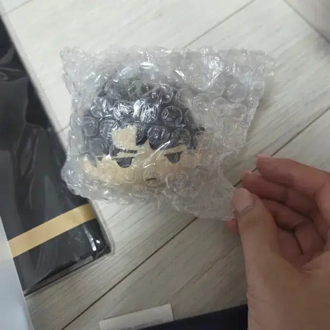 [BUNJANG] Yoo Joong Hyuk Squishy Box / 유중혁 스퀴시 상자