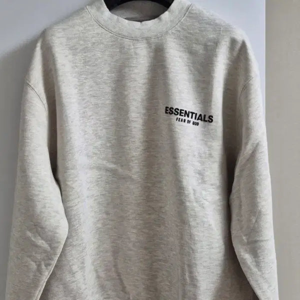 [BUNJANG] Fear of God ESSENTIALS Light Oatmeal Sweatshirt L / XL / 피어오브갓 맨투맨 라이트 오트밀 L / XL 2가지 사이즈