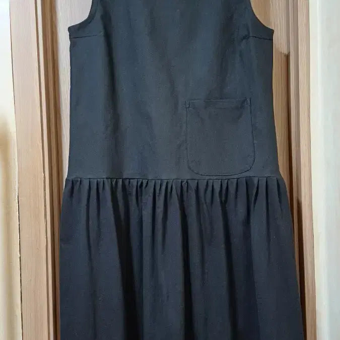 [BUNJANG] Black Sleeveless Ruffle Long Dress / 검정색 민소매 프릴 원피스