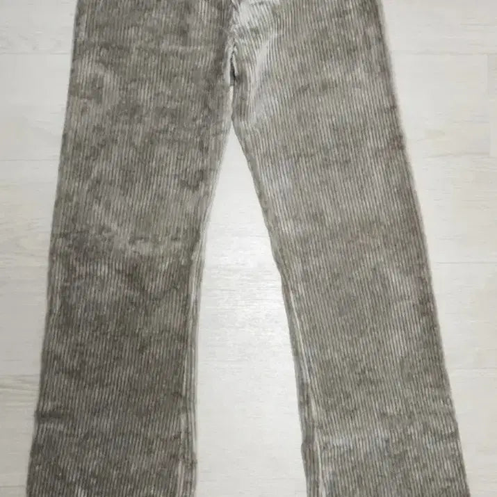 [BUNJANG] Gray Corduroy Bootcut Velvet Pants / (새 제품) 회색 부츠컷 코듀로이 벨벳팬츠