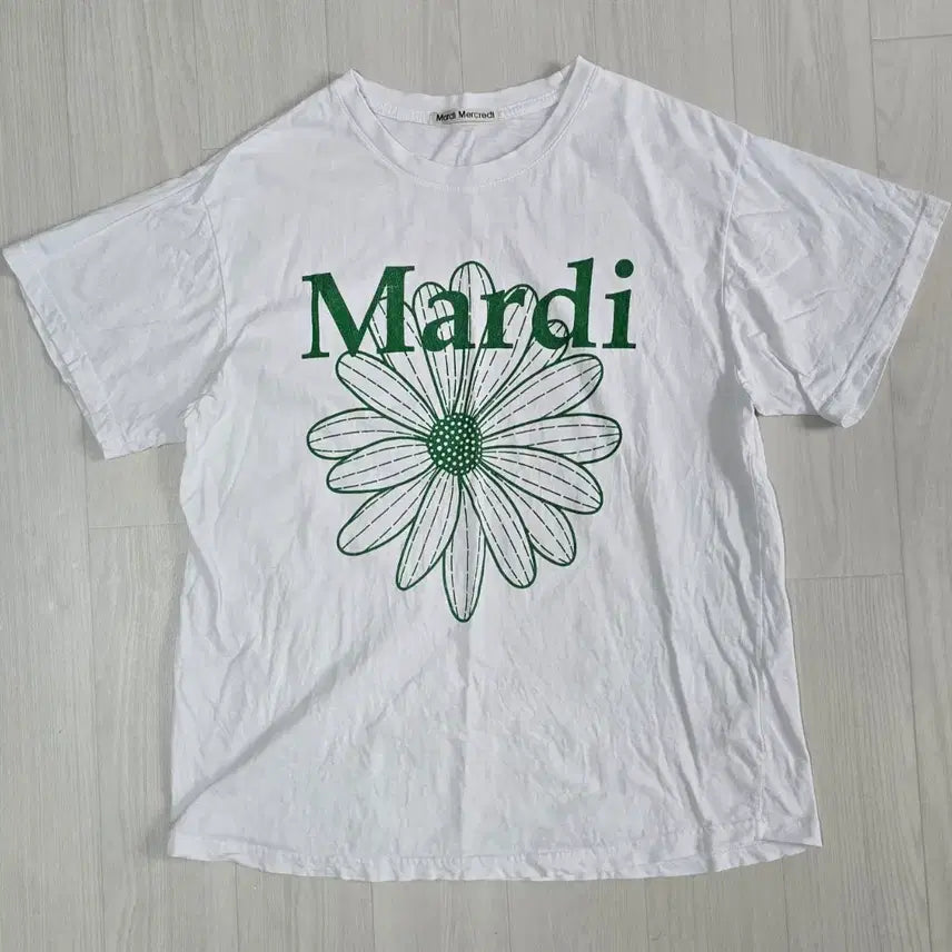 [BUNJANG] Mardi Mercredi Women's Round Neck Short Sleeve T-Shirt / (FREE)마르디메크르디 여성 라운드넥 반팔티셔츠 판매합니다