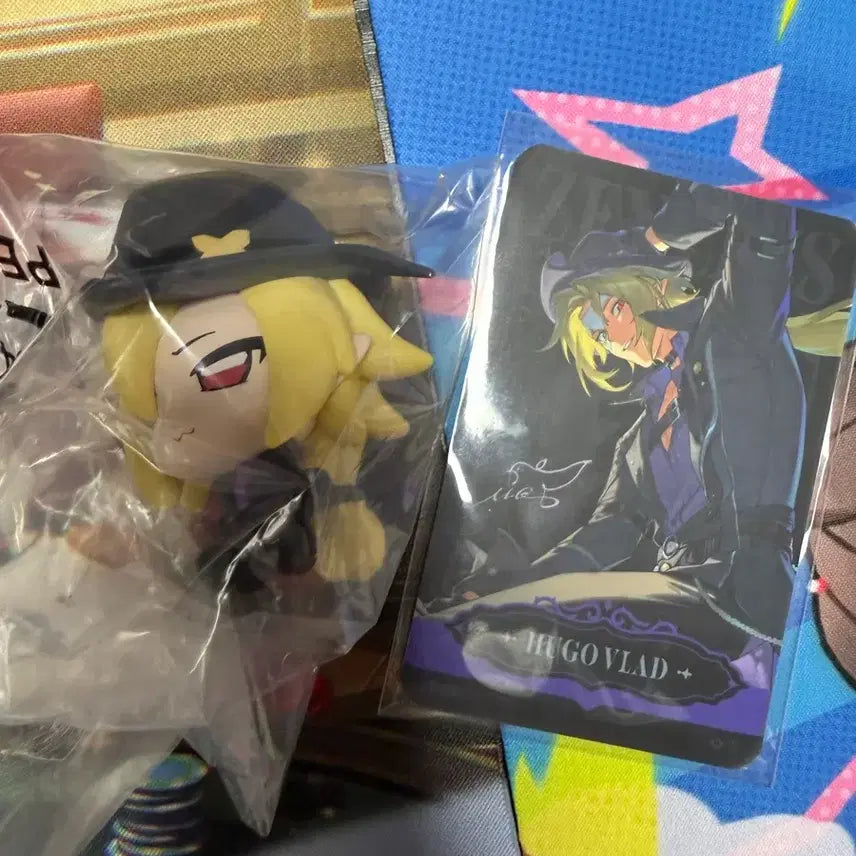 [BUNJANG] Thevanti ZhenZhenJie Hugo Figure, Photocard / 더밴티 젠존제 휴고 피규어,포카