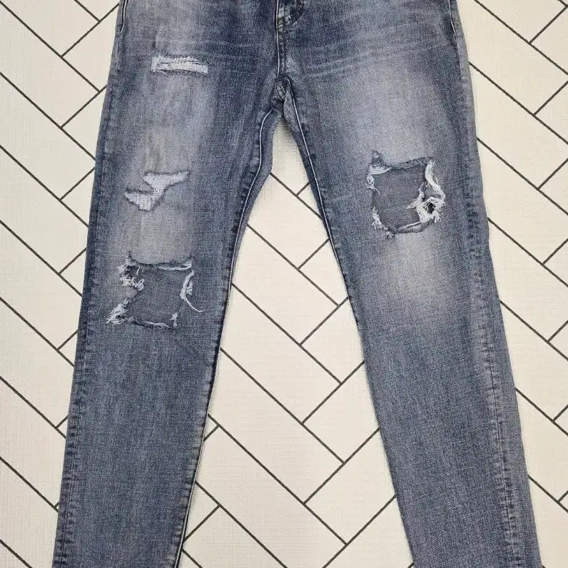 [BUNJANG] Saint Laurent Ripped Knee Jeans - Size 34 / 정품] 생로랑 무릎찢청 청바지.  싸이즈 34