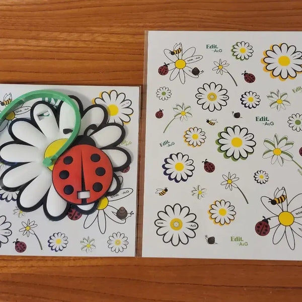 [BUNJANG] The Edge X ByEdit Limited Edition Daisy/Ladybug Charm Decoration / 더엣지X바이에딧 한정판굿즈 (데이지/레이디버그 참 장식