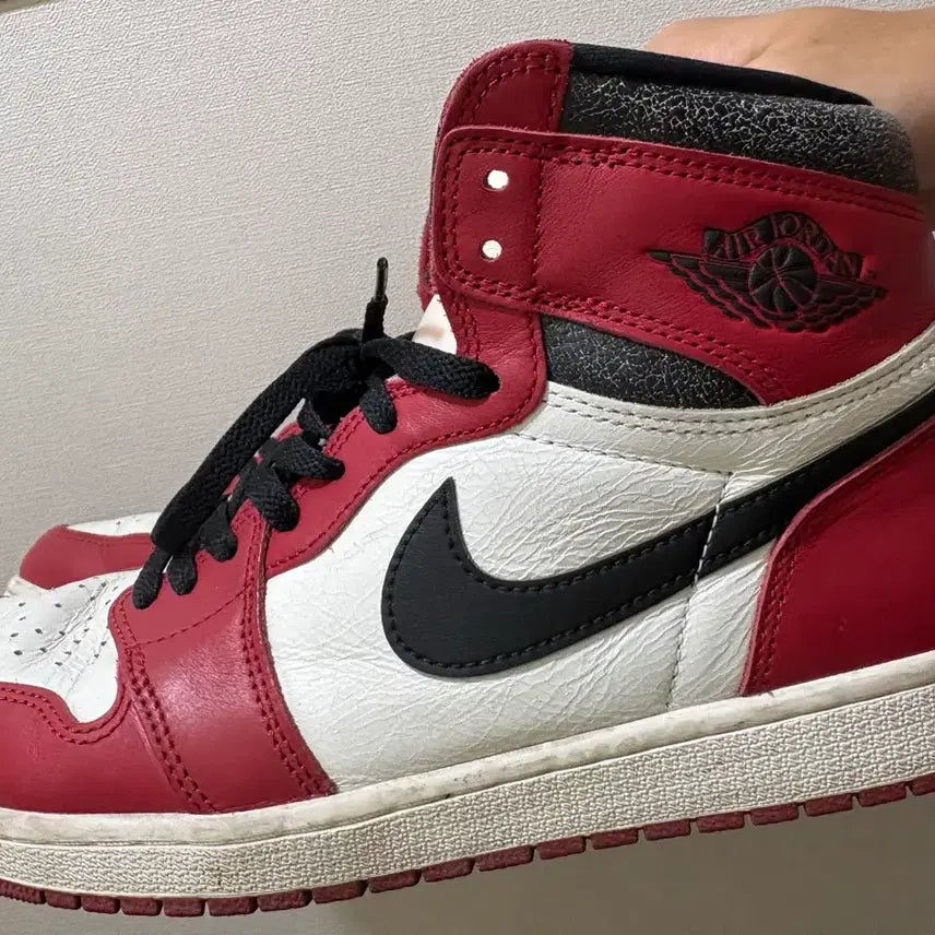 [BUNJANG] Air Jordan 1 Chicago (2022) - Men's Size 10.5 / 시카고 조던 (290)