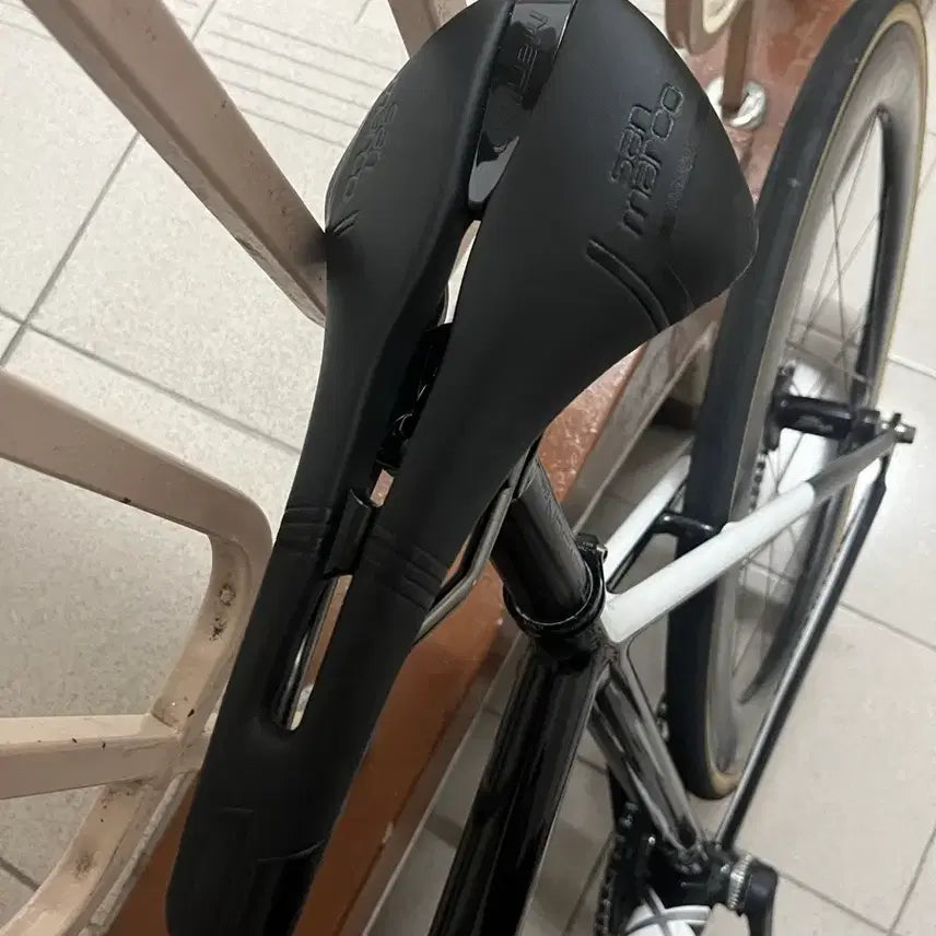 [BUNJANG] Selle San Marco Mantra Black Narrow Saddle / 산마르코 만트라 블랙 네로우