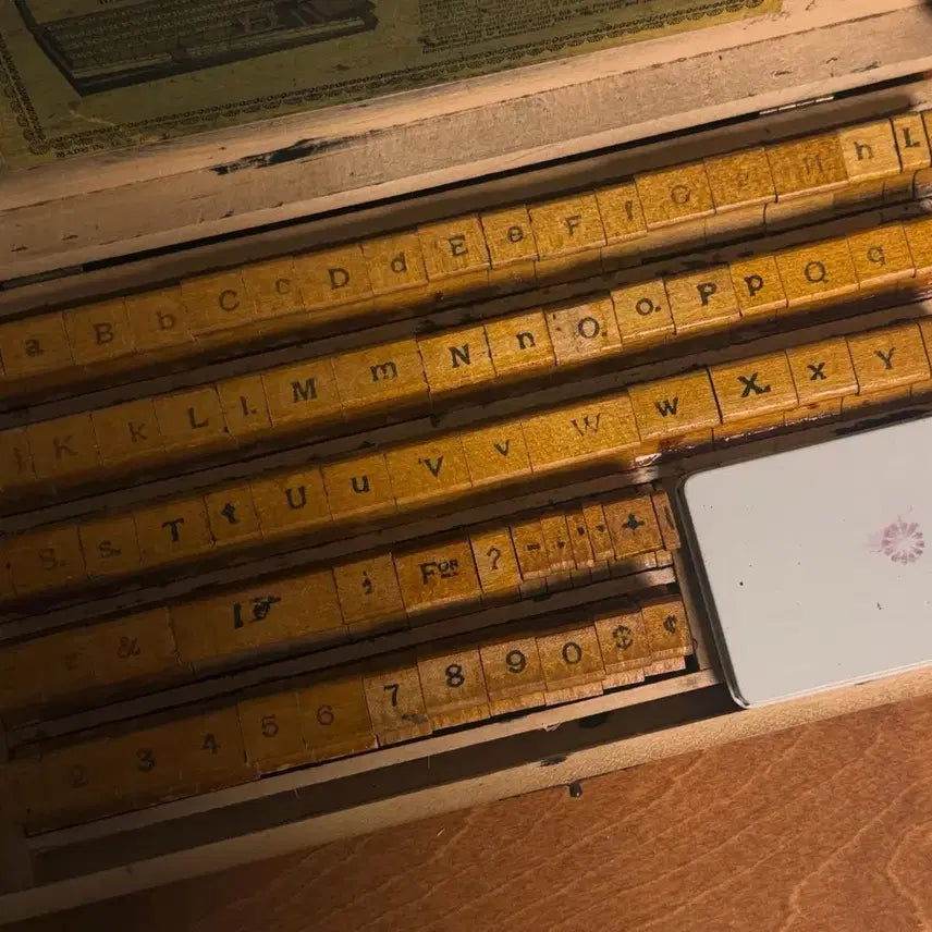 [BUNJANG] Vintage Alphabet and Number Stamp Set with Wood Box / 빈티지 알파벳 숫자 스탬프 세트 우드 상자