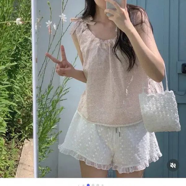[BUNJANG] Peter Pan & Wendy Sleeveless Blouse Pink / 피터앤웬디 나시블라우스 핑크
