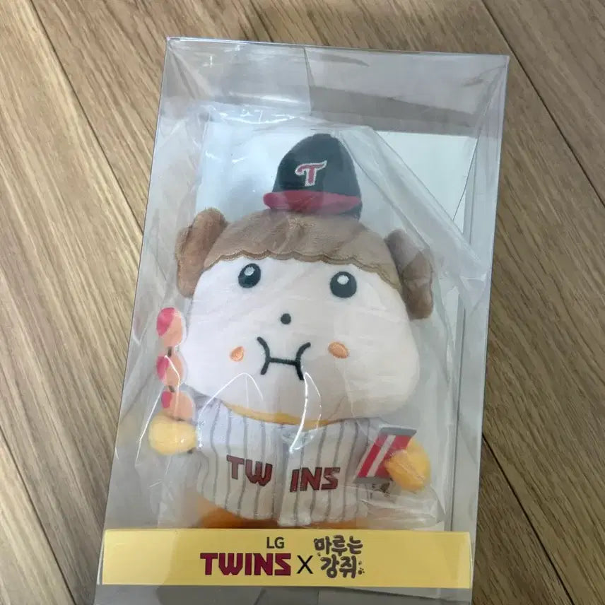 [BUNJANG] Maru is a Dog LG Twins Collaboration Mukgomaru Doll Keychain / 마루는 강쥐 엘지트윈스 콜라보 먹고마루 인형 키링