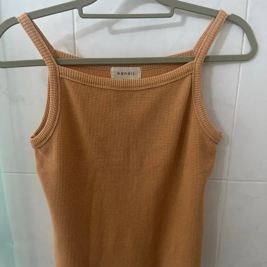 [BUNJANG] Hanoll Sleeveless Top / 한올 hanoll 슬리브리스