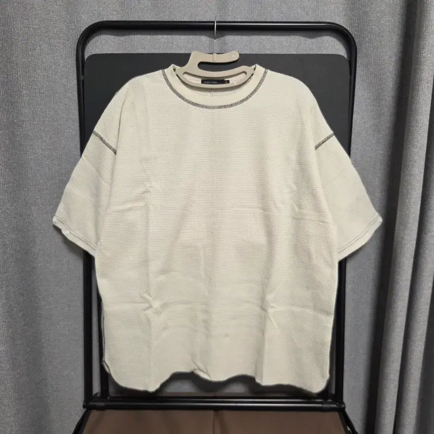 [BUNJANG] Niko And Waffle Stitch Short Sleeve T-Shirt L / Niko And 와플 스티치 반팔 티셔츠 L(100)
