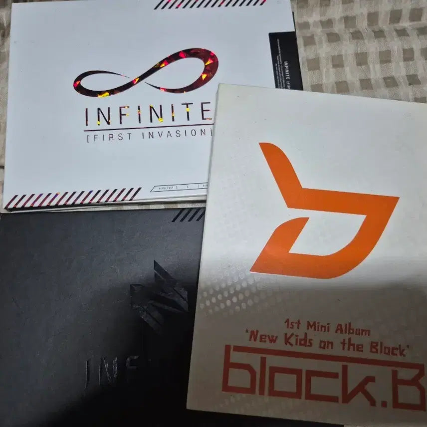 [BUNJANG] Infinite & Block B Unsealed Album Bundle / 인피니트 블락비 개봉 앨범