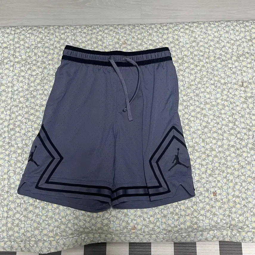 [BUNJANG] Nike Jordan Diamond Shorts Size S / 나이키 조던 다이아몬드 반바지 사이즈 s