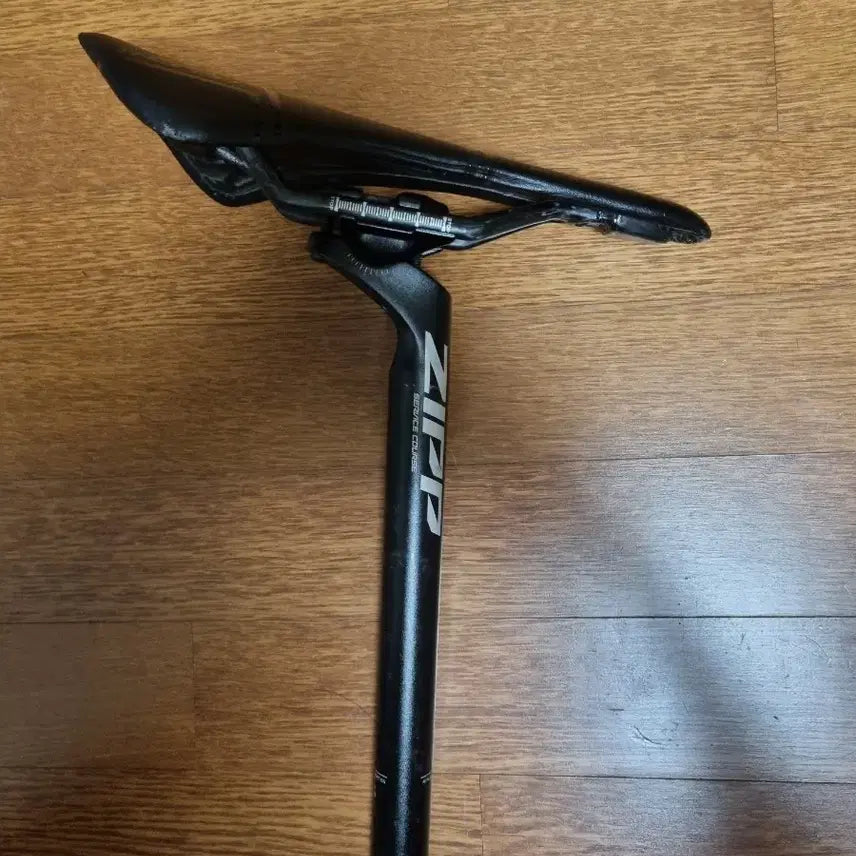 [BUNJANG] Zipp Service Course Seatpost San Marco Mantra Mold Saddle Set / 짚 서비스코스 싯포스트 산마르코 만트라 몰드 안장셋