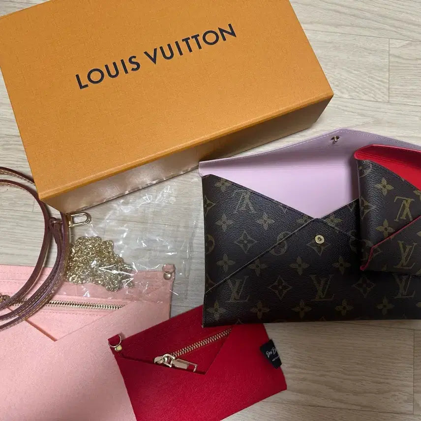 [BUNJANG] Louis Vuitton Pochette Kirigami Clutch Set (Medium, Large) / 루이비통 포쉐트 키리가미 클러치 중,대
