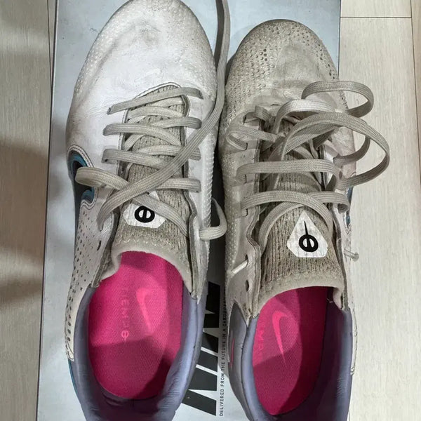 [BUNJANG] Nike Soccer Cleats Size 250 / 나이키 축구화 250
