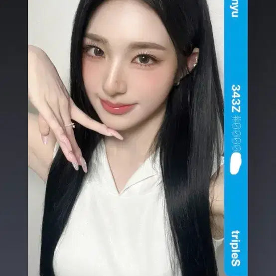 [BUNJANG] TripleS Shin Wi Jump Up AA343 Object Photocard / 트리플에스 신위 점프업 AA343 오브젝트 9n번대