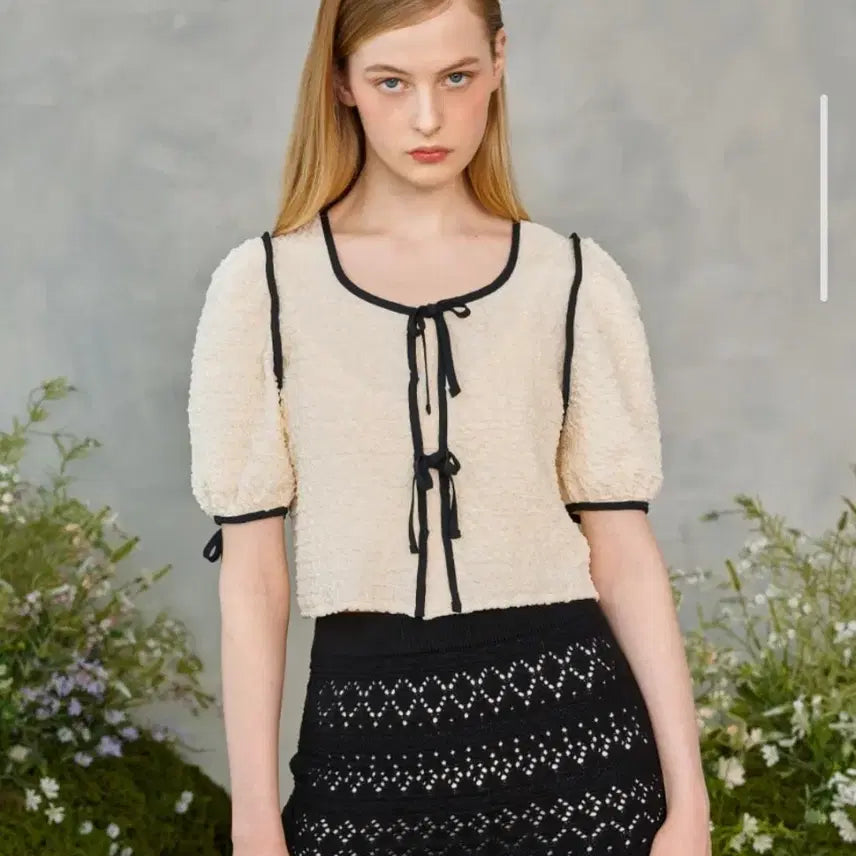 [BUNJANG] Vital Sign Wrinkle Ribbon Puff Blouse / 바이탈싸인 링클 리본 퍼프 블라우스