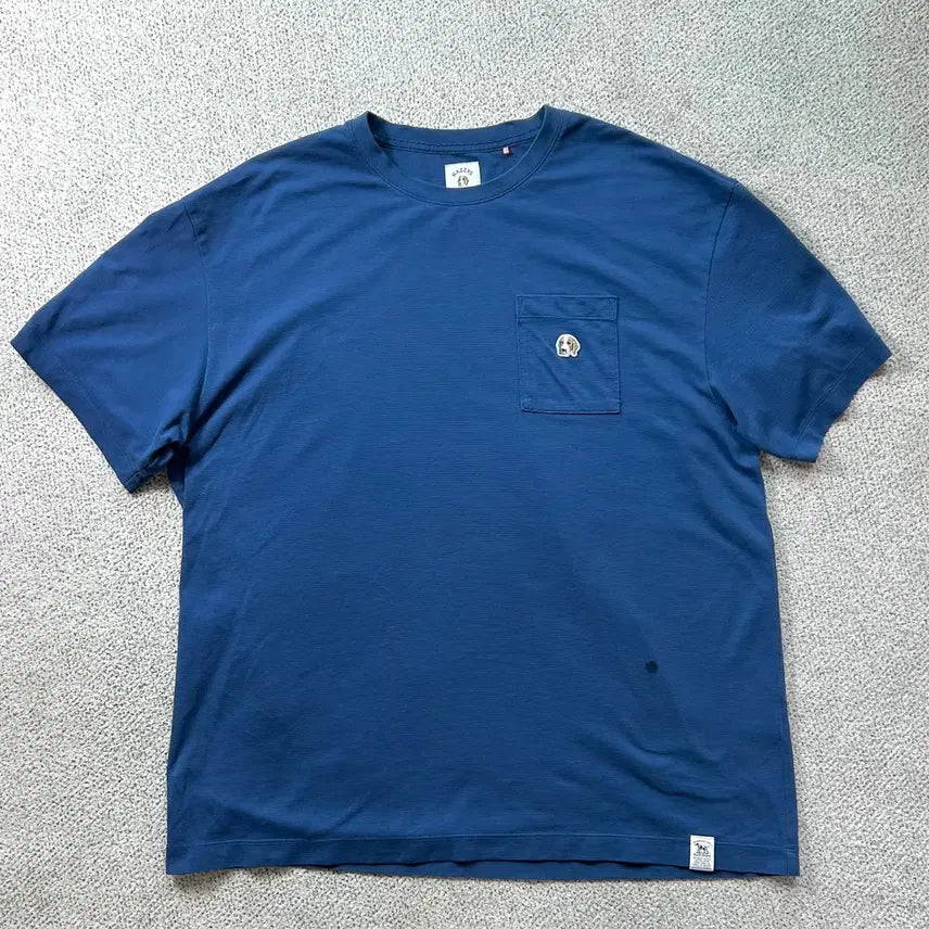 [BUNJANG] Hazzys Navy Logo Embroidered T-Shirt Size L / 헤지스 포켓 로고자수 네이비 L 100