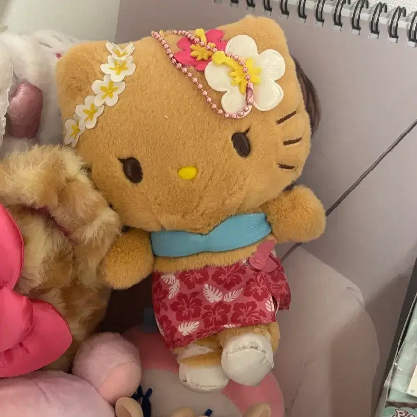 [BUNJANG] Hello Kitty Tanning Galu Doll Keychain / 태닝갸루키티 인형 키링