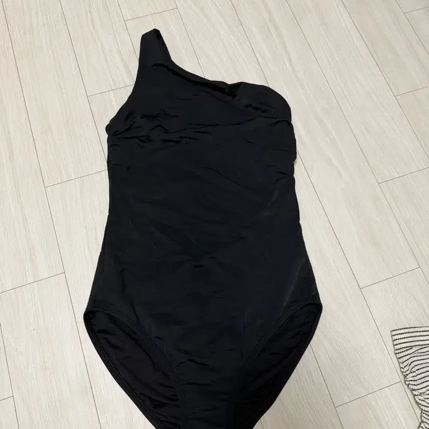 [BUNJANG] Andar Women's Swimsuit / 안다르 수영복