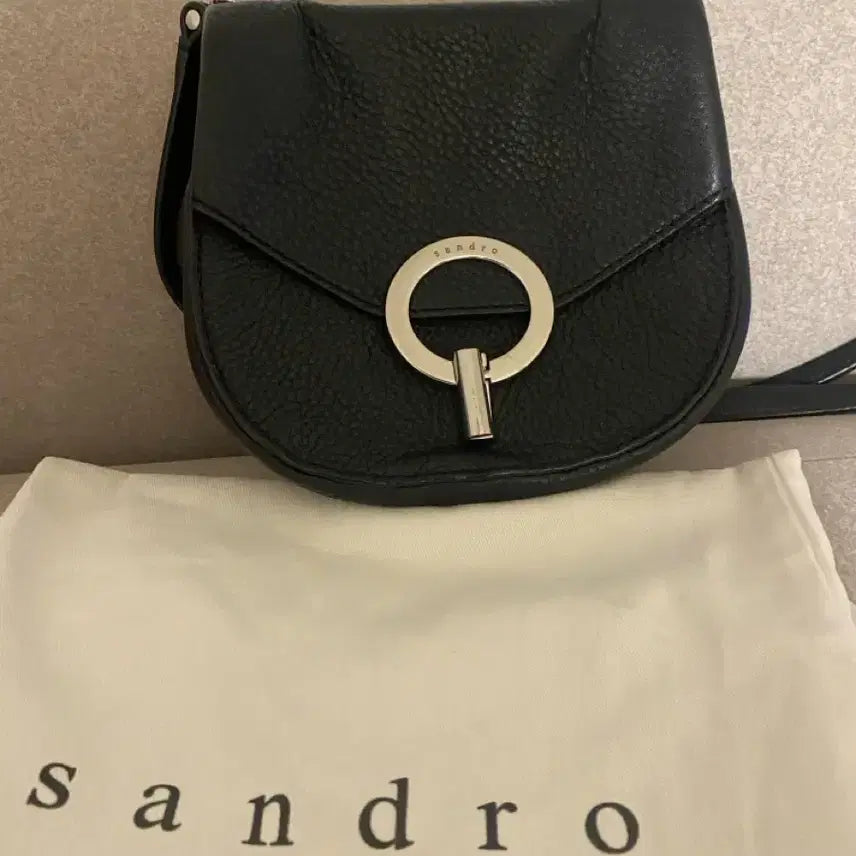[BUNJANG] Sandro Black Leather Crossbody Bag / 산드로 크로스백
