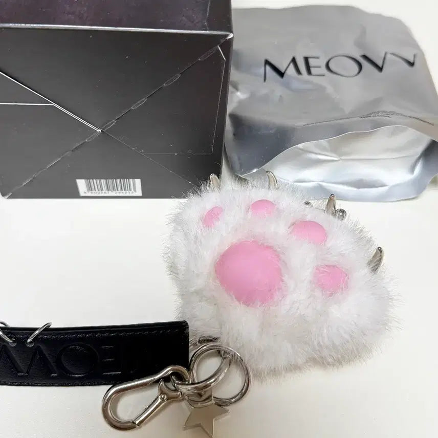 [BUNJANG] Meowv Anna Jellypaw Cat Paw Keychain Bundle Set / 미야오 안나 젤리파우 키링 등 양도 jellypaw 포카 meovv