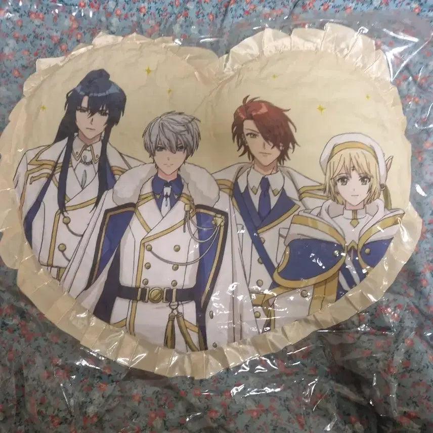 [BUNJANG] Mahoyaku Central Heart Cushion / 마호야쿠 중앙 하트 쿠션