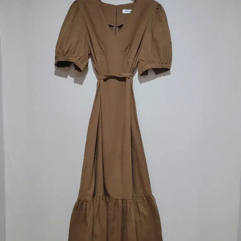 [BUNJANG] Puff Sleeve Wrap Maxi Dress - Brown / 퍼프 소매 랩 맥시 롱원피스 브라운