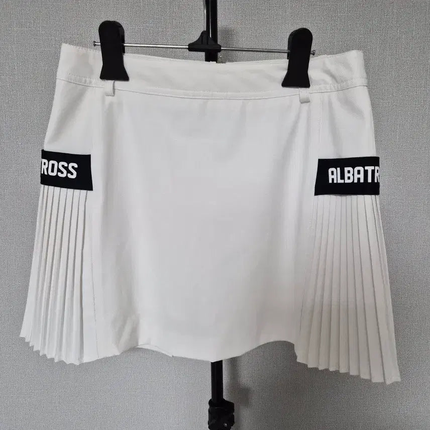 [BUNJANG] Pasadi Pleated Culotte Golf Skirt (Size 67) / 파사디 67호 큐롯 플리츠 골프 스커트 W-치마-340