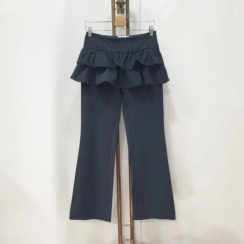 [BUNJANG] Illygo Ruffle Color-Block Skirt Pants Black / (JJ30682)일리고 러플 배색 스커트 팬츠 블랙 S