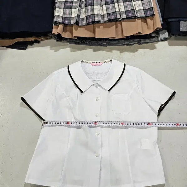 [BUNJANG] Used Women's School Uniform Short-Sleeve Shirt Size 100 / 중고여성 교복반팔셔츠 사이즈 100