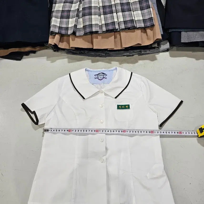 [BUNJANG] Used Women's School Uniform Short-Sleeve Shirt Size 100 / 중고여성 교복반팔셔츠 사이즈 100