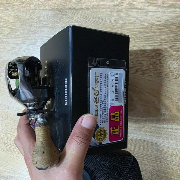 [BUNJANG] Shimano Antares HG (Right Handle) Fishing Reel / 16 안타 dc 우핸들 hg