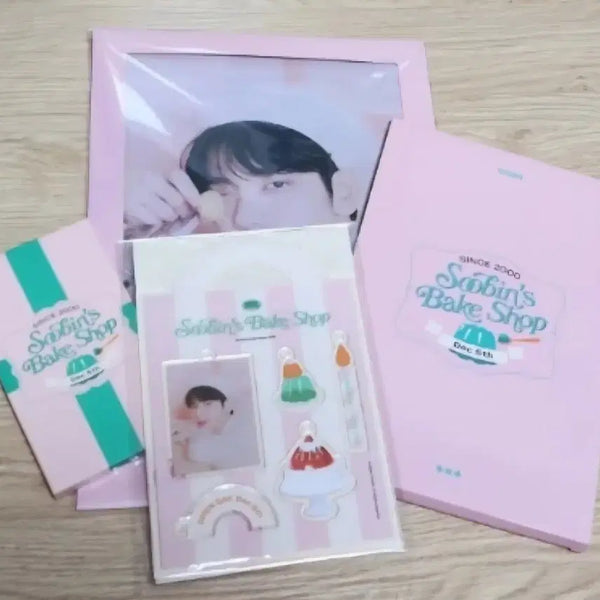 [BUNJANG] TXT Soobin Bakery Shop Photobook Goods Set / 투모로우바이투게더 수빈 베이커리샵 포토북 굿즈 세트