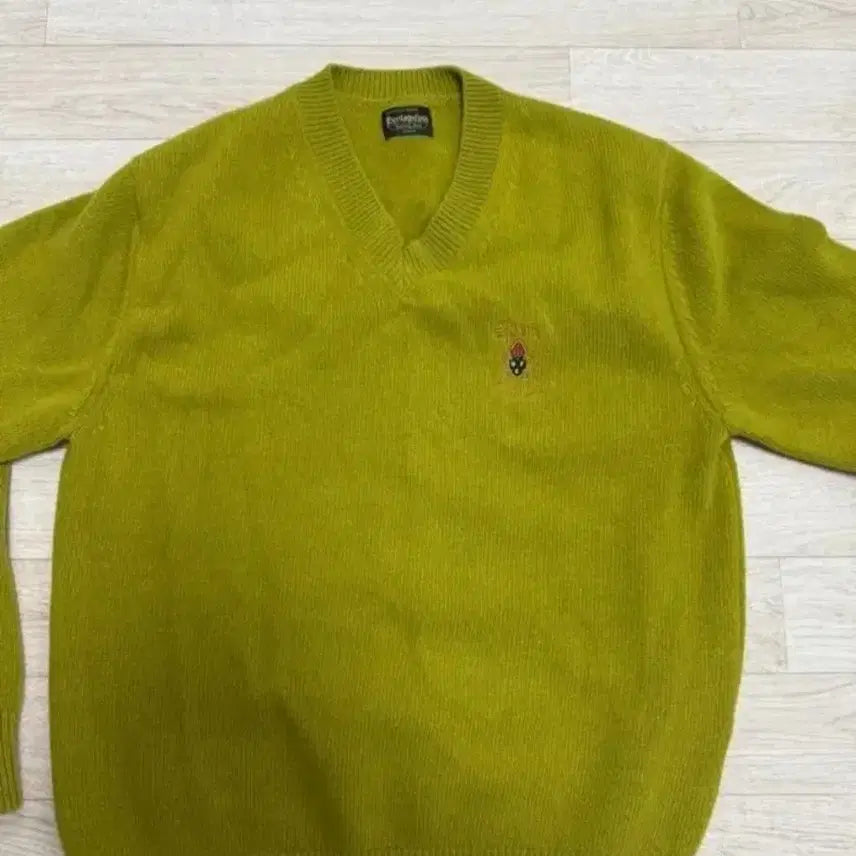 [BUNJANG] Heritagefloss V-Neck Knit Olive / 헤리티지플로스 v넥 니트 올리브