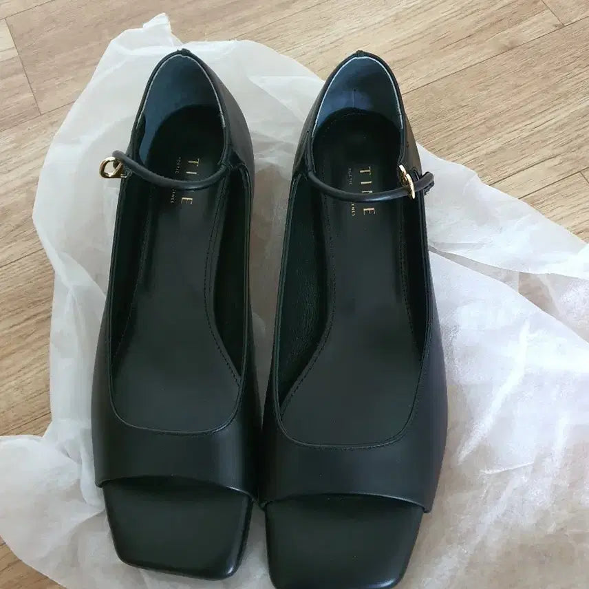 [BUNJANG] Time Leather Ankle Strap Shoes / 타임 신발