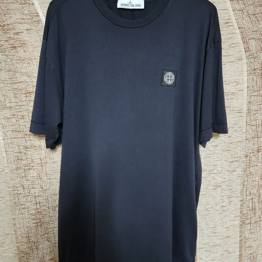 [BUNJANG] Stone Island Logo Patch T-Shirt (L) / 스톤아일랜드 로고 패치 반팔티 (L)