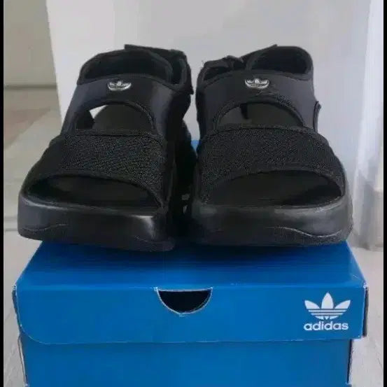 [BUNJANG] Adidas Ozgaia Sandal W Black / 아디다스 오즈가이아 샌들 W 블랙 225