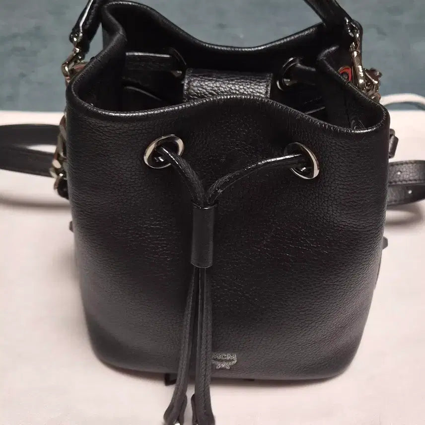 [BUNJANG] MCM Leather Mini Drawstring Bag / mcm핸드백