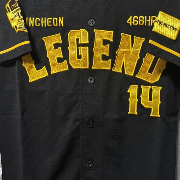 [BUNJANG] SSG Landers Choi Jeong 468 Home Run Commemorative Black Jersey (Size 95) / SSG 최정 468홈런 기념 블랙 유니폼(95) 팝니다.