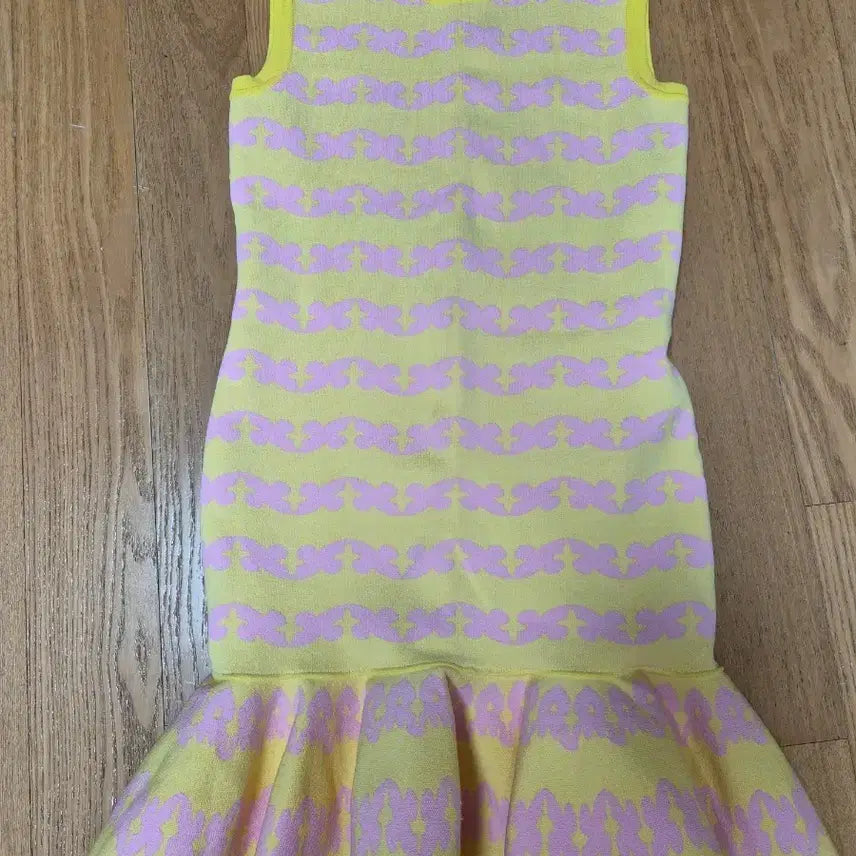 [BUNJANG] Lucky Chouette Dress Yellow Pink Pattern / 럭키슈에뜨 원피스