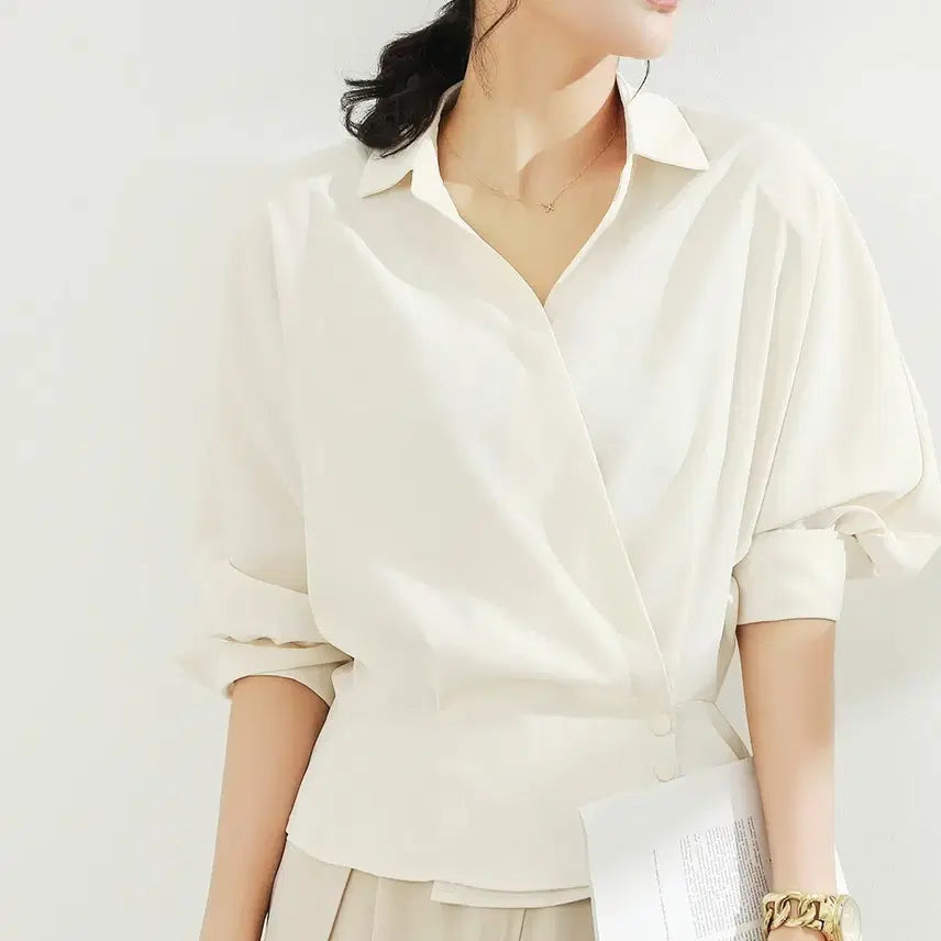 [BUNJANG] CLEF Waist Button Point Feminine Wrap Blouse / CLEF 클레프 웨이스트 버튼 포인트 페미닌 랩 블라우스